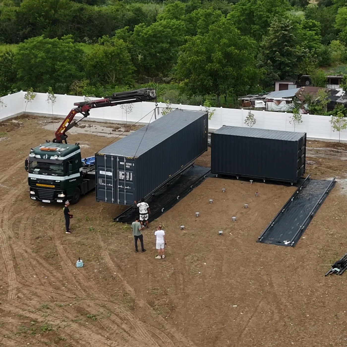 MARTETIC foundation screws prepared for installation